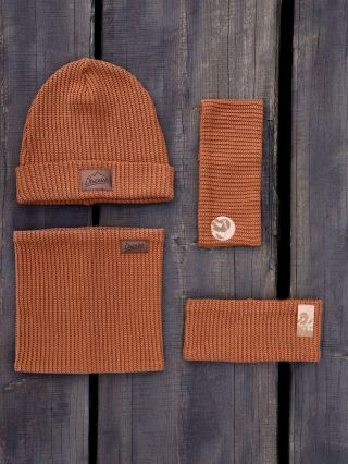 ICE 🤎 nákrčník, čepka nebo čelenka? Všechny tyto kousky z kolekce ICE spojuje nejen styl, ale i hřejivost a podšívka z...